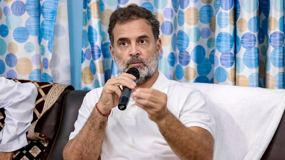 Rahul Gandhi on TMC Symbol Freeze: TMC सिंबल फ्रीज पर EC को घेरा, बोले- यह सिर्फ ममता की लड़ाई नहीं