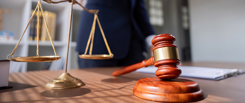Chhattisgarh High Court Bribery Case: रिश्वत के नोट बरामद होने पर भी बरी हुआ अकाउंटेंट, जानें HC का फैसला
