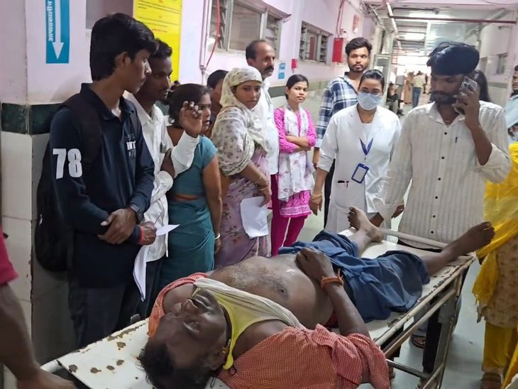 Mandla Electrocution News: पंडाल में सो रहे लोगों पर गिरा बिजली का तार, 4 की मौत; 3 घायल