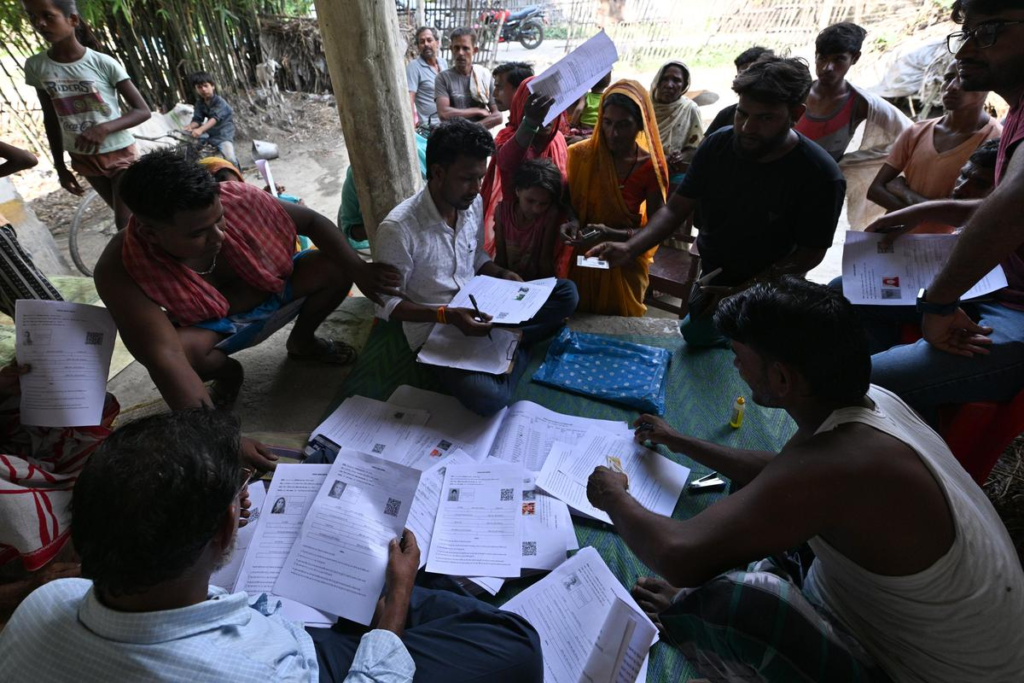 ECI Form 6 Update: SIR पूरा होने के बाद नए वोटरों से नहीं मांगा जाएगा Annexure-D, जानें पूरा फैसला