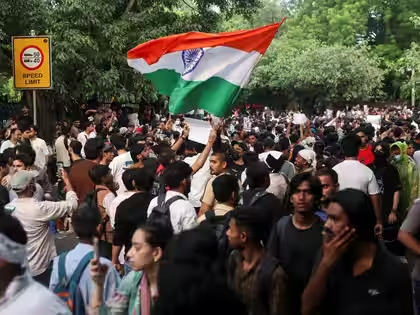 Delhi CJP Protest Live: दिल्ली में प्रदर्शन तेज, ममता बनर्जी और नेहा बोरा हिरासत में; कई प्रदर्शनकारी पकड़े गए