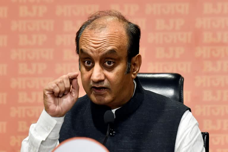 Rahul Gandhi Foreign Visit: राहुल गांधी के विदेश दौरे पर बीजेपी का हमला, सुधांशु त्रिवेदी बोले- ‘दुर्भाग्य है कि वो विपक्ष के नेता हैं’