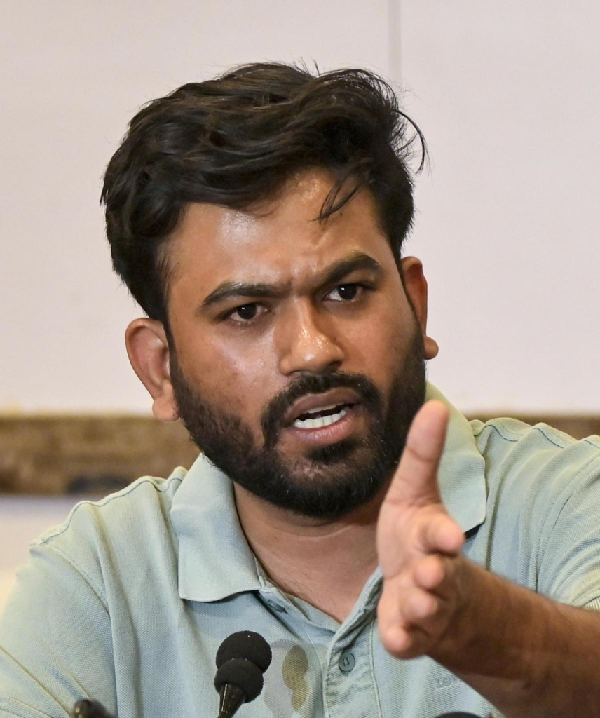 Gyanesh Kumar Protest: ज्ञानेश कुमार ने इस्तीफा नहीं दिया तो, अभिजीत दिपके ने बताया प्लान
